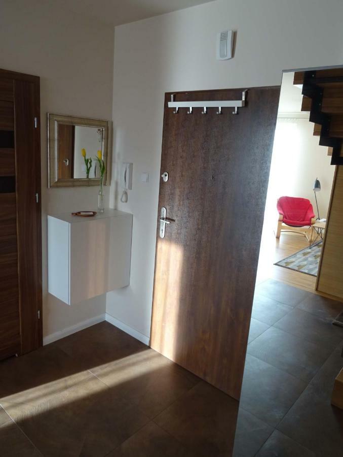 Beige Apartment Polanica-Zdroj